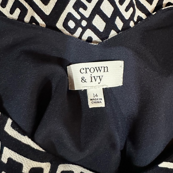 Crown & Ivy dress - Picture 3 of 3